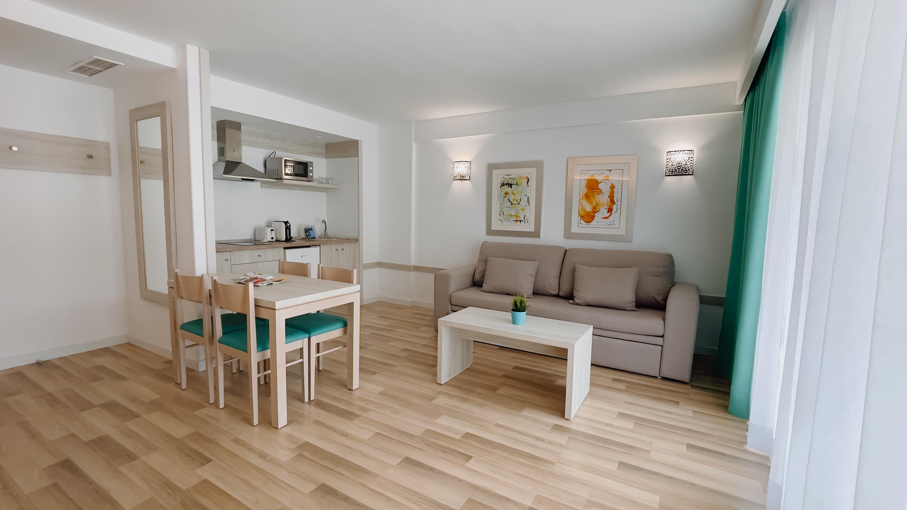 Comitas Floramar Apartahotel 4*