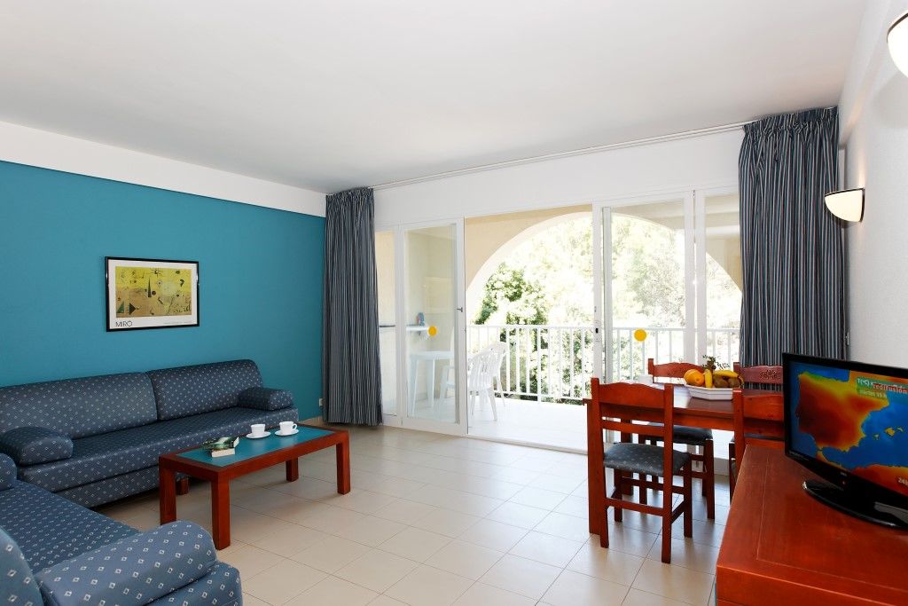 Apartahotel Comitas Floramar 4*
